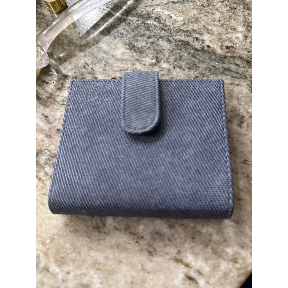 Vintage Estée Lauder folding compact travel pocket makeup mirror with a photo